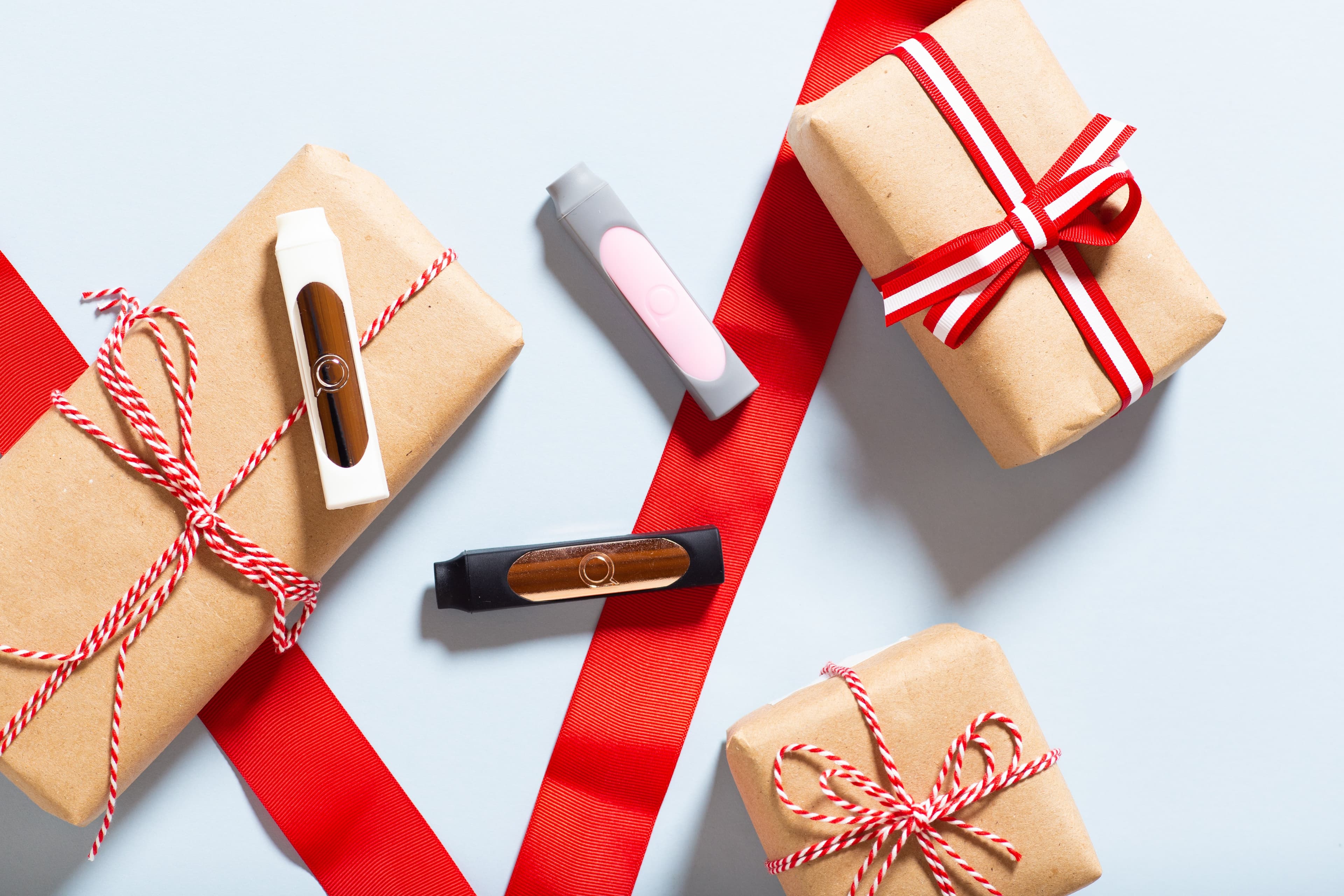 Holiday Gift Guide: 5 Best Smoking Accessories for your Best Buds